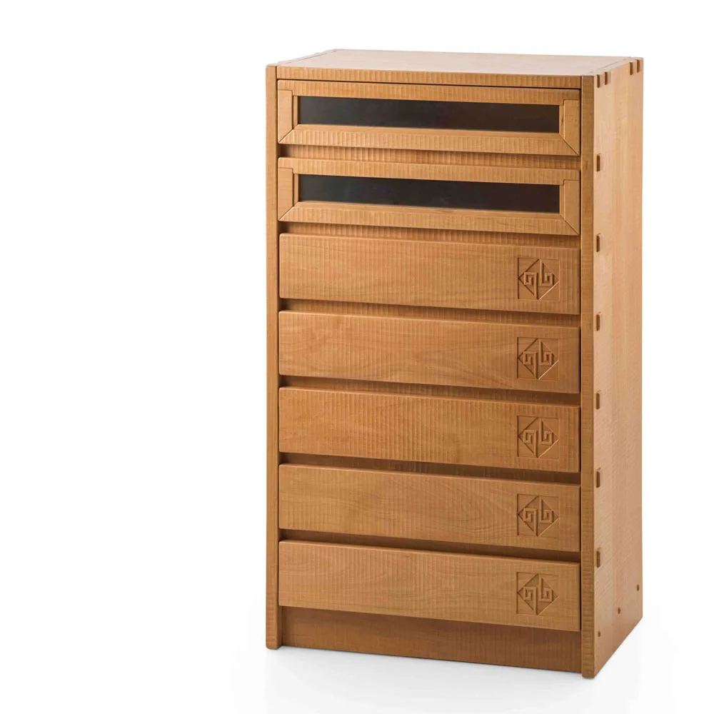 Settimanale Gaija, Comò in legno massello